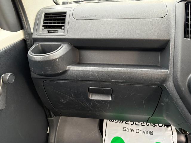 タウンエーストラック 垂直パワーゲート オートマ リフト400Kg積み ナビ ワンセグTV ABS ETC 運転席・助手席エアバック 車検R8年10月 エアコン パワステ(35枚目)