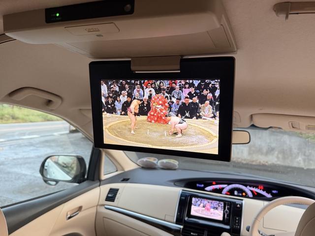 エスティマ アエラス 後期型/オイル消費対策済み/プレミアム保証/ベージュ内装/純正ナビ/純正11インチフリップダウンモニター/CD.DVD/Bluetooth音楽/フルセグTV/バックカメラ/キャプテンシート7人乗り/(4枚目)