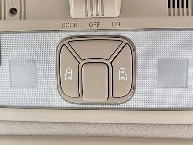 エスティマ アエラス 後期型/オイル消費対策済み/プレミアム保証/ベージュ内装/純正ナビ/純正11インチフリップダウンモニター/CD.DVD/Bluetooth音楽/フルセグTV/バックカメラ/キャプテンシート7人乗り/(8枚目)