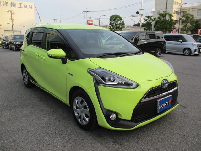 シエンタ ハイブリッドＧ　純フルセグＳＤナビ／フリップダウンモニター／バックカメラ／セーフティセンス／スマートキー／ＬＥＤ／ＥＴＣ２．０／両自動ドア／前後コーナーセンサー／シートヒーター／ＵＳＢ／ＨＤＭＩ／カーテンエアバッグ（11枚目）