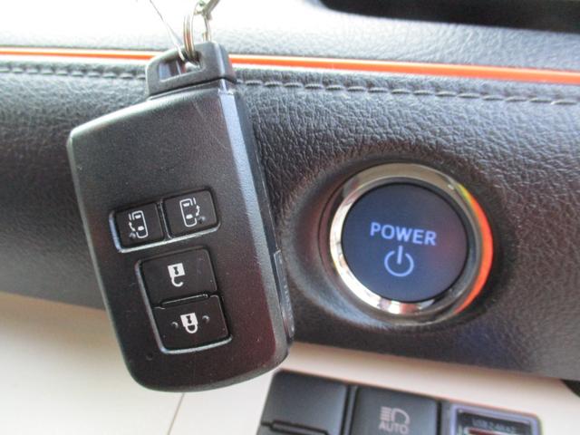 シエンタ ハイブリッドＧ　純フルセグＳＤナビ／フリップダウンモニター／バックカメラ／セーフティセンス／スマートキー／ＬＥＤ／ＥＴＣ２．０／両自動ドア／前後コーナーセンサー／シートヒーター／ＵＳＢ／ＨＤＭＩ／カーテンエアバッグ（41枚目）