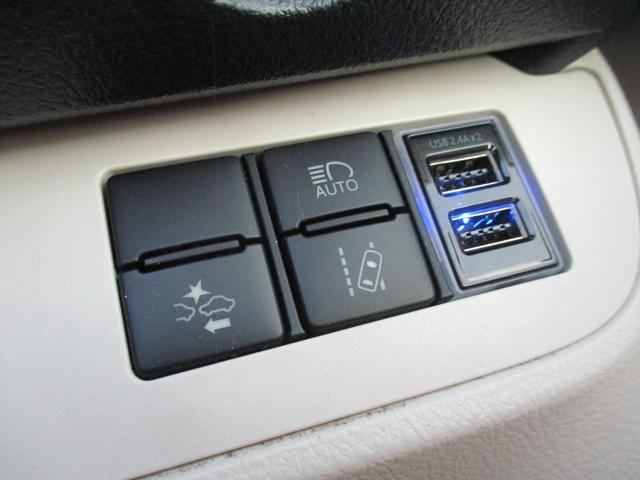 シエンタ ハイブリッドＧ　純フルセグＳＤナビ／フリップダウンモニター／バックカメラ／セーフティセンス／スマートキー／ＬＥＤ／ＥＴＣ２．０／両自動ドア／前後コーナーセンサー／シートヒーター／ＵＳＢ／ＨＤＭＩ／カーテンエアバッグ（45枚目）