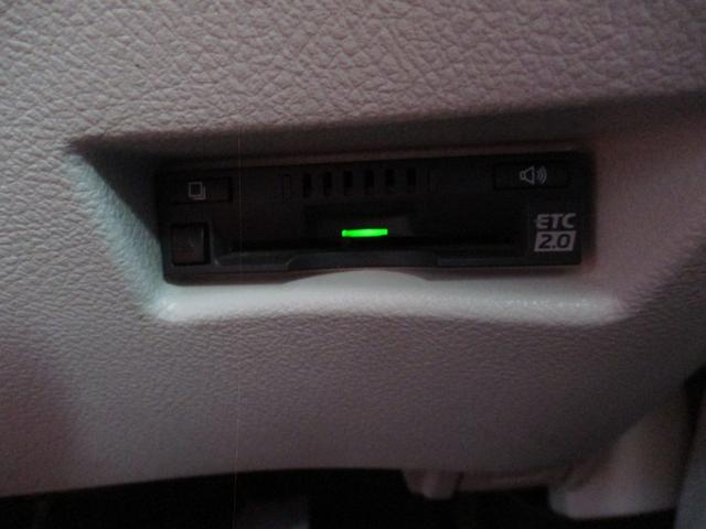 シエンタ ハイブリッドＧ　純フルセグＳＤナビ／フリップダウンモニター／バックカメラ／セーフティセンス／スマートキー／ＬＥＤ／ＥＴＣ２．０／両自動ドア／前後コーナーセンサー／シートヒーター／ＵＳＢ／ＨＤＭＩ／カーテンエアバッグ（47枚目）