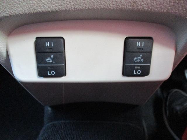 シエンタ ハイブリッドＧ　純フルセグＳＤナビ／フリップダウンモニター／バックカメラ／セーフティセンス／スマートキー／ＬＥＤ／ＥＴＣ２．０／両自動ドア／前後コーナーセンサー／シートヒーター／ＵＳＢ／ＨＤＭＩ／カーテンエアバッグ（50枚目）