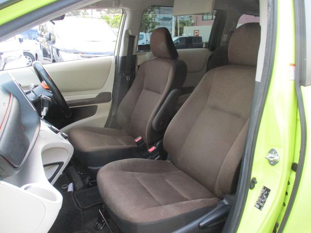 シエンタ ハイブリッドＧ　純フルセグＳＤナビ／フリップダウンモニター／バックカメラ／セーフティセンス／スマートキー／ＬＥＤ／ＥＴＣ２．０／両自動ドア／前後コーナーセンサー／シートヒーター／ＵＳＢ／ＨＤＭＩ／カーテンエアバッグ（54枚目）