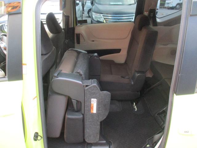 シエンタ ハイブリッドＧ　純フルセグＳＤナビ／フリップダウンモニター／バックカメラ／セーフティセンス／スマートキー／ＬＥＤ／ＥＴＣ２．０／両自動ドア／前後コーナーセンサー／シートヒーター／ＵＳＢ／ＨＤＭＩ／カーテンエアバッグ（61枚目）