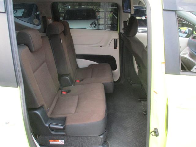 シエンタ ハイブリッドＧ　純フルセグＳＤナビ／フリップダウンモニター／バックカメラ／セーフティセンス／スマートキー／ＬＥＤ／ＥＴＣ２．０／両自動ドア／前後コーナーセンサー／シートヒーター／ＵＳＢ／ＨＤＭＩ／カーテンエアバッグ（64枚目）