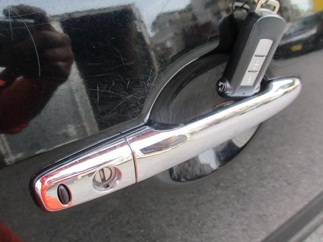 デリカD:5 ローデスト G パワーパッケージ フルセグSDナビ/フリップダウンモニター/バックカメラ/アイドリングストップ/スマートキー/HID/ETC/両自動ドア/フルエアロ/18インチAW/クルコン/横滑り防止/Bluetooth(19枚目)