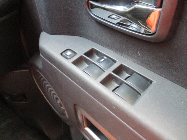 デリカD:5 ローデスト G パワーパッケージ フルセグSDナビ/フリップダウンモニター/バックカメラ/アイドリングストップ/スマートキー/HID/ETC/両自動ドア/フルエアロ/18インチAW/クルコン/横滑り防止/Bluetooth(50枚目)