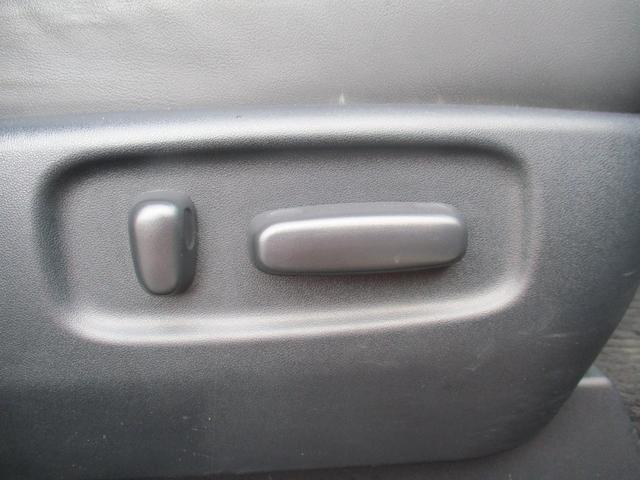 エスティマ アエラス プレミアム-G 純10型フルセグSDナビ/フリップダウンモニター/バックカメラ/セーフティセンス/半革席/三方自動ドア/スマートキー/LED/ETC/フルエアロ/18インチAW/TRDスポイラー/横滑り防止/クルコン(62枚目)