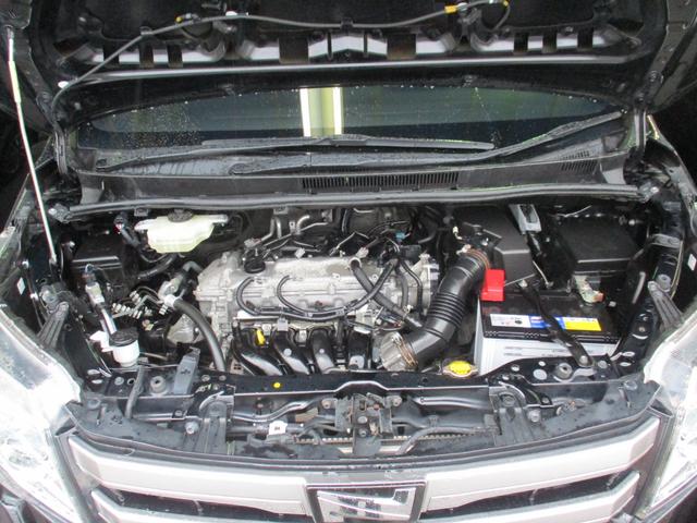 ノア Si 禁煙車/純正9インチ/11後席モニタ‐/CD/DVD再生/Bカメラ/横滑り/I-stop/イモビ/スマ-トキ‐/ETC/Wエア-バック/革巻ハンドル/両側自動ドア/LED/純正エアロ&16AW/(18枚目)