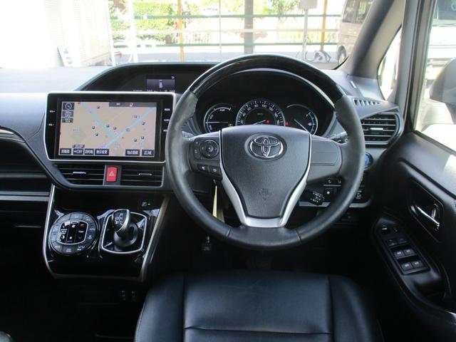 エスクァイア ハイブリッドGi ブラックテーラード TSS/純9型ナビフルセグ/Bカメラ/12型後席フリップダウン/両自動ドア/ETC/クルコン/前後ドラレコ/合皮革前席Sヒ-タ/Wオ-トAC/LED&LEDフォグ/スタイリングパッケージグリル&エアロ(5枚目)