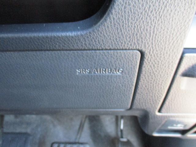 エスクァイア ハイブリッドGi ブラックテーラード TSS/純9型ナビフルセグ/Bカメラ/12型後席フリップダウン/両自動ドア/ETC/クルコン/前後ドラレコ/合皮革前席Sヒ-タ/Wオ-トAC/LED&LEDフォグ/スタイリングパッケージグリル&エアロ(34枚目)