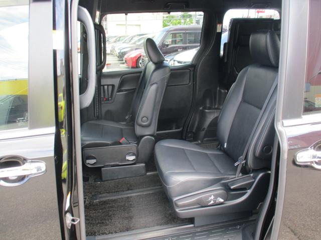 エスクァイア ハイブリッドGi ブラックテーラード TSS/純9型ナビフルセグ/Bカメラ/12型後席フリップダウン/両自動ドア/ETC/クルコン/前後ドラレコ/合皮革前席Sヒ-タ/Wオ-トAC/LED&LEDフォグ/スタイリングパッケージグリル&エアロ(43枚目)