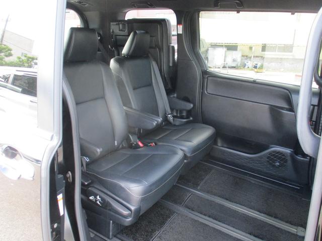 エスクァイア ハイブリッドGi ブラックテーラード TSS/純9型ナビフルセグ/Bカメラ/12型後席フリップダウン/両自動ドア/ETC/クルコン/前後ドラレコ/合皮革前席Sヒ-タ/Wオ-トAC/LED&LEDフォグ/スタイリングパッケージグリル&エアロ(44枚目)