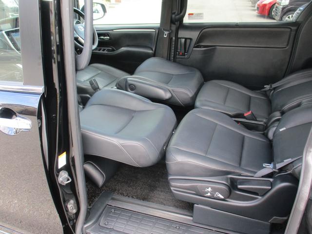 エスクァイア ハイブリッドGi ブラックテーラード TSS/純9型ナビフルセグ/Bカメラ/12型後席フリップダウン/両自動ドア/ETC/クルコン/前後ドラレコ/合皮革前席Sヒ-タ/Wオ-トAC/LED&LEDフォグ/スタイリングパッケージグリル&エアロ(54枚目)