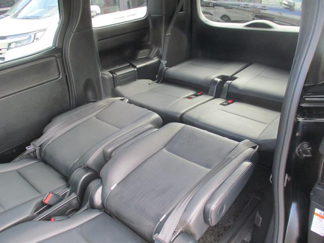 エスクァイア ハイブリッドGi ブラックテーラード TSS/純9型ナビフルセグ/Bカメラ/12型後席フリップダウン/両自動ドア/ETC/クルコン/前後ドラレコ/合皮革前席Sヒ-タ/Wオ-トAC/LED&LEDフォグ/スタイリングパッケージグリル&エアロ(57枚目)