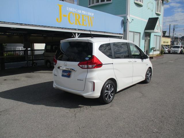 フリードハイブリッド ハイブリッド・Ｇホンダセンシング　ワンオ－ナ－／禁煙車／純正ＴＶ／Ｂカメラ／後席モニタ‐／スマ－トキ‐／イモビ／Ｉ－ｓｔｏｐ／ＥＴＣ／ハ－フレザ－／革巻Ｈ／ＬＥＤ／レーンアシスト／両側自動／ウオークスル‐／純正１５ＡＷ／（19枚目）