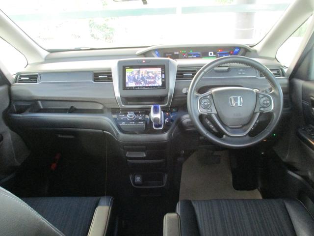 フリードハイブリッド ハイブリッド・Ｇホンダセンシング　ワンオ－ナ－／禁煙車／純正ＴＶ／Ｂカメラ／後席モニタ‐／スマ－トキ‐／イモビ／Ｉ－ｓｔｏｐ／ＥＴＣ／ハ－フレザ－／革巻Ｈ／ＬＥＤ／レーンアシスト／両側自動／ウオークスル‐／純正１５ＡＷ／（26枚目）