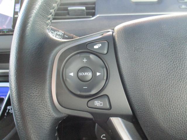 フリードハイブリッド ハイブリッド・Ｇホンダセンシング　ワンオ－ナ－／禁煙車／純正ＴＶ／Ｂカメラ／後席モニタ‐／スマ－トキ‐／イモビ／Ｉ－ｓｔｏｐ／ＥＴＣ／ハ－フレザ－／革巻Ｈ／ＬＥＤ／レーンアシスト／両側自動／ウオークスル‐／純正１５ＡＷ／（28枚目）