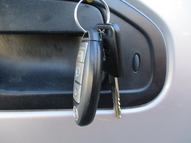 ＮＶ２００バネットバン プレミアムＧＸ　社外ナビＴＶ／ＣＤ／Ｗエア－バック／イモビライザ‐／インテリキ－／ＥＴＣ／フォグランプ／ライトレベライザ‐／スライドサイドウィンドウ／（6枚目）