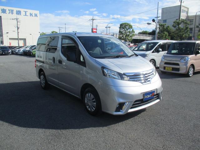 ＮＶ２００バネットバン プレミアムＧＸ　社外ナビＴＶ／ＣＤ／Ｗエア－バック／イモビライザ‐／インテリキ－／ＥＴＣ／フォグランプ／ライトレベライザ‐／スライドサイドウィンドウ／（11枚目）