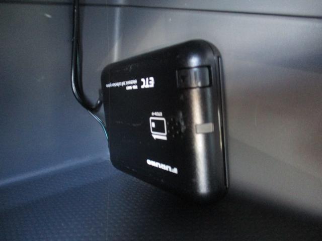 ＮＶ２００バネットバン プレミアムＧＸ　社外ナビＴＶ／ＣＤ／Ｗエア－バック／イモビライザ‐／インテリキ－／ＥＴＣ／フォグランプ／ライトレベライザ‐／スライドサイドウィンドウ／（28枚目）