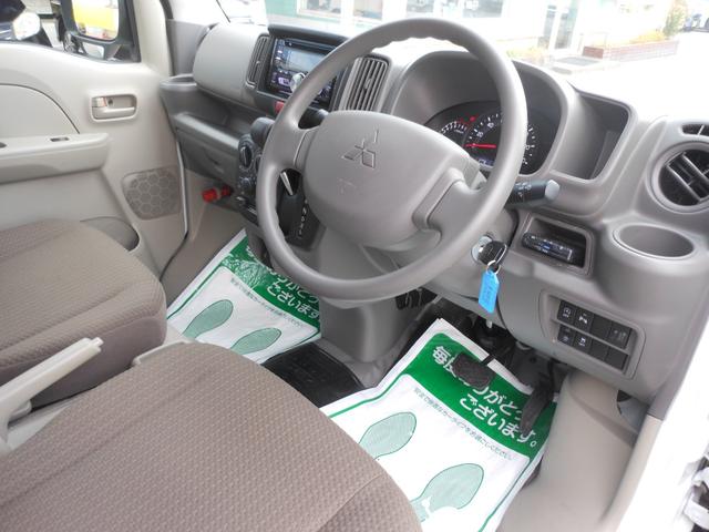 ミニキャブバン G 4WD 4速AT キーレス デュアルカメラブレーキサポート CD ETC ドライブレコーダー アイドリングストップ 電動格納ドアミラー フルフラット(43枚目)