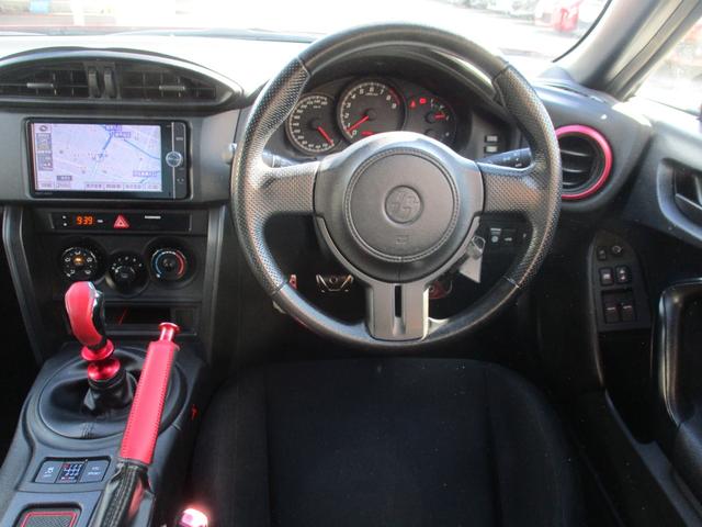 86 G 6速MT/VSCSPORT/純正SDナビフルセグ/Bカメラ/キ-レス/イモビ/ナビ連動ETC/サイド&カ-テンSRS/ドラレコ/オ-トライト/HIDライト/フォグ/純17AW/TRDフロントスポイラ-(5枚目)