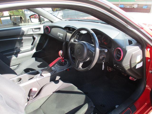 86 G 6速MT/VSCSPORT/純正SDナビフルセグ/Bカメラ/キ-レス/イモビ/ナビ連動ETC/サイド&カ-テンSRS/ドラレコ/オ-トライト/HIDライト/フォグ/純17AW/TRDフロントスポイラ-(32枚目)