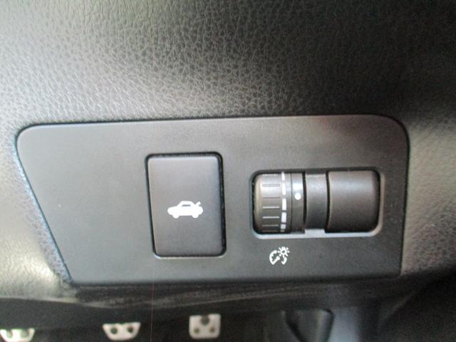 ８６ ＧＴ　禁煙車／６速ＭＴ／ＶＳＣＳＰＯＲＴ／ＨＤＤナビフルセグ／ＢＴ／ＵＳＢ／スマ－トキ－／純セキュリティアラ－ム／ＥＴＣ／革巻きＨ／サイド＆カ－テンＳＲＳ／ドラレコ／オ－トライト／ＨＩＤライト／フォグ／（26枚目）