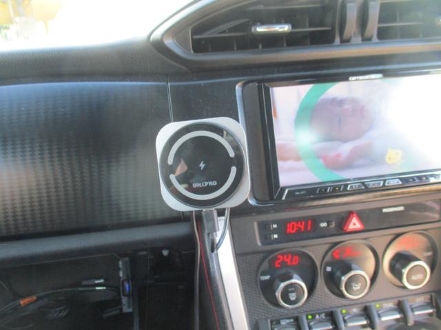 ８６ ＧＴ　禁煙車／６速ＭＴ／ＶＳＣＳＰＯＲＴ／ＨＤＤナビフルセグ／ＢＴ／ＵＳＢ／スマ－トキ－／純セキュリティアラ－ム／ＥＴＣ／革巻きＨ／サイド＆カ－テンＳＲＳ／ドラレコ／オ－トライト／ＨＩＤライト／フォグ／（29枚目）