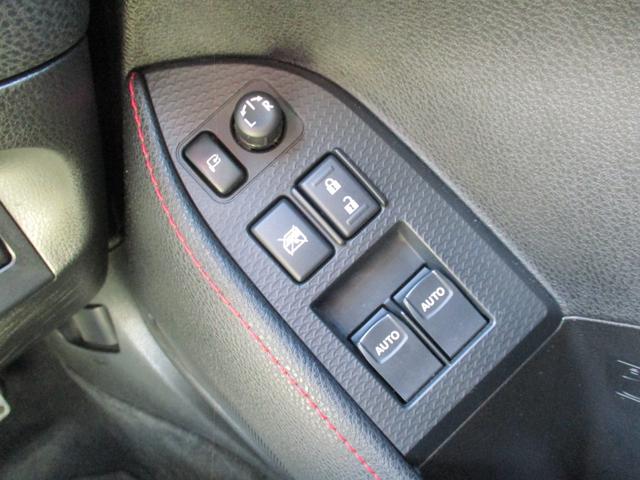 ８６ ＧＴ　禁煙車／６速ＭＴ／ＶＳＣＳＰＯＲＴ／ＨＤＤナビフルセグ／ＢＴ／ＵＳＢ／スマ－トキ－／純セキュリティアラ－ム／ＥＴＣ／革巻きＨ／サイド＆カ－テンＳＲＳ／ドラレコ／オ－トライト／ＨＩＤライト／フォグ／（33枚目）