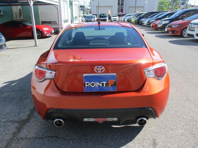 ８６ ＧＴ　禁煙車／６速ＭＴ／ＶＳＣＳＰＯＲＴ／ＨＤＤナビフルセグ／ＢＴ／ＵＳＢ／スマ－トキ－／純セキュリティアラ－ム／ＥＴＣ／革巻きＨ／サイド＆カ－テンＳＲＳ／ドラレコ／オ－トライト／ＨＩＤライト／フォグ／（53枚目）