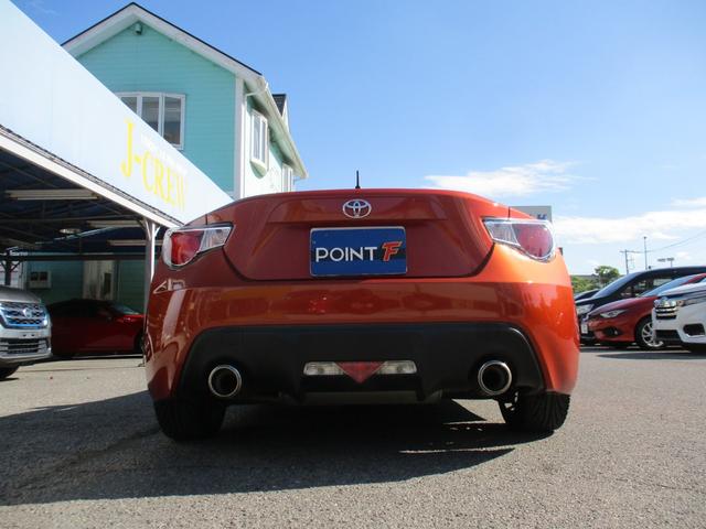 ８６ ＧＴ　禁煙車／６速ＭＴ／ＶＳＣＳＰＯＲＴ／ＨＤＤナビフルセグ／ＢＴ／ＵＳＢ／スマ－トキ－／純セキュリティアラ－ム／ＥＴＣ／革巻きＨ／サイド＆カ－テンＳＲＳ／ドラレコ／オ－トライト／ＨＩＤライト／フォグ／（55枚目）