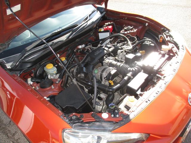 ８６ ＧＴ　禁煙車／６速ＭＴ／ＶＳＣＳＰＯＲＴ／ＨＤＤナビフルセグ／ＢＴ／ＵＳＢ／スマ－トキ－／純セキュリティアラ－ム／ＥＴＣ／革巻きＨ／サイド＆カ－テンＳＲＳ／ドラレコ／オ－トライト／ＨＩＤライト／フォグ／（67枚目）