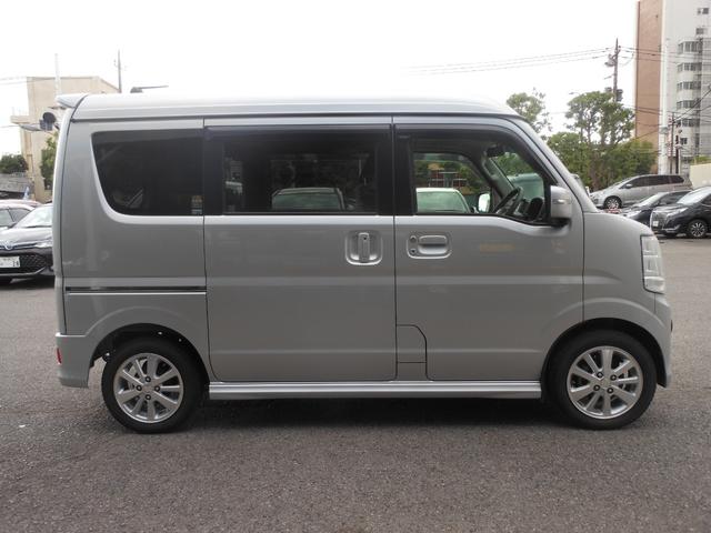 エブリイワゴン ＰＺターボスペシャル　ターボ　ハイルーフ　両側電動スライド　左オートステップ　ナビ　フルセグＴＶ　ＤＶＤ　ＳＤ　ＣＤ録音　バックカメラ　ＥＴＣ２．０　ＨＩＤオートライト　フォグ　ドライブレコーダー　スマートキー（14枚目）