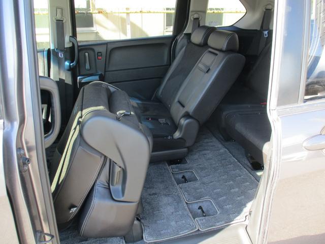 フリード Ｇ　プレミアムエディション　純正ＳＤナビフルセグＴＶ／Ｂカメラ／後席フリップダウンモニタ－／両側自動Ｄ／スマートキー／イモビ／オートＡＣ／ＨＩＤライト／Ｈレザーシート／Ｍウィンカー／ＥＴＣ／／ＣＤ／ＤＶＤ再生／ＣＤ録音（34枚目）