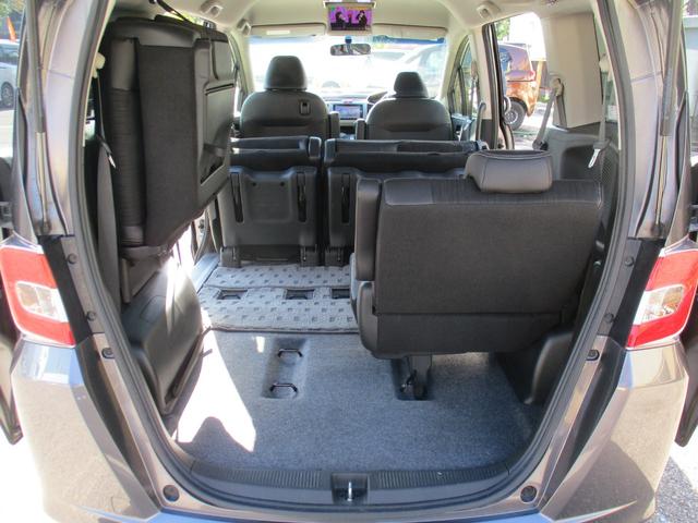 フリード Ｇ　プレミアムエディション　純正ＳＤナビフルセグＴＶ／Ｂカメラ／後席フリップダウンモニタ－／両側自動Ｄ／スマートキー／イモビ／オートＡＣ／ＨＩＤライト／Ｈレザーシート／Ｍウィンカー／ＥＴＣ／／ＣＤ／ＤＶＤ再生／ＣＤ録音（45枚目）