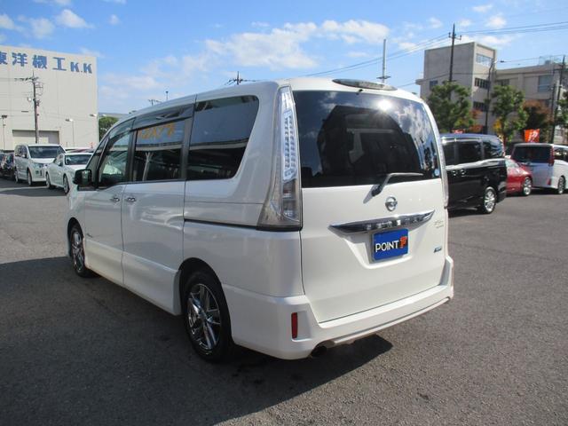 セレナ ライダー　Ｓ－ハイブリッド　８型フルセグＨＤＤナビ／フリップダウンモニター／バックカメラ／インテリキー／ＨＩＤ／ＥＴＣ／両自動ドア／フルエアロ／１６インチＡＷ／クルコン／アイドリングストップ／Ｂｌｕｅｔｏｏｔｈ／ＤＶＤ再生（7枚目）