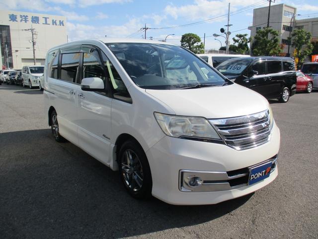 セレナ ライダー　Ｓ－ハイブリッド　８型フルセグＨＤＤナビ／フリップダウンモニター／バックカメラ／インテリキー／ＨＩＤ／ＥＴＣ／両自動ドア／フルエアロ／１６インチＡＷ／クルコン／アイドリングストップ／Ｂｌｕｅｔｏｏｔｈ／ＤＶＤ再生（11枚目）