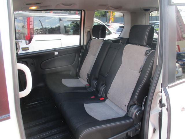 セレナ ライダー　Ｓ－ハイブリッド　８型フルセグＨＤＤナビ／フリップダウンモニター／バックカメラ／インテリキー／ＨＩＤ／ＥＴＣ／両自動ドア／フルエアロ／１６インチＡＷ／クルコン／アイドリングストップ／Ｂｌｕｅｔｏｏｔｈ／ＤＶＤ再生（61枚目）