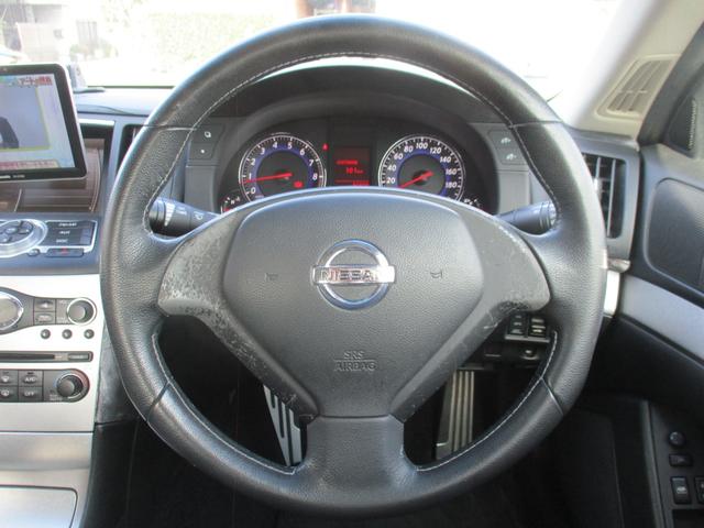 スカイライン ３７０ＧＴ　タイプＳ　６速ＭＴ／ＶＤＣ／ポータブルナビＴＶ／インテリキー／イモビ／ビルトインＥＴＣ／革巻きＨ／前席パワーＳ／３６０°＋リアドラレコ／サイド＆カーテンＳＲＳ／ＡＦＳ付キセノンライト／フォグ／純１９ＡＷ／Ｒスポ（14枚目）