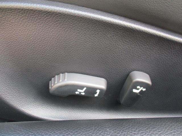 スカイライン ３７０ＧＴ　タイプＳ　６速ＭＴ／ＶＤＣ／ポータブルナビＴＶ／インテリキー／イモビ／ビルトインＥＴＣ／革巻きＨ／前席パワーＳ／３６０°＋リアドラレコ／サイド＆カーテンＳＲＳ／ＡＦＳ付キセノンライト／フォグ／純１９ＡＷ／Ｒスポ（27枚目）