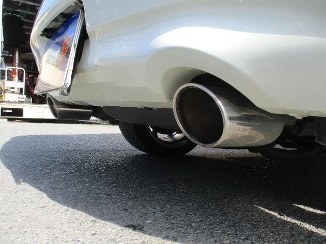 スカイライン ３７０ＧＴ　タイプＳ　６速ＭＴ／ＶＤＣ／ポータブルナビＴＶ／インテリキー／イモビ／ビルトインＥＴＣ／革巻きＨ／前席パワーＳ／３６０°＋リアドラレコ／サイド＆カーテンＳＲＳ／ＡＦＳ付キセノンライト／フォグ／純１９ＡＷ／Ｒスポ（78枚目）