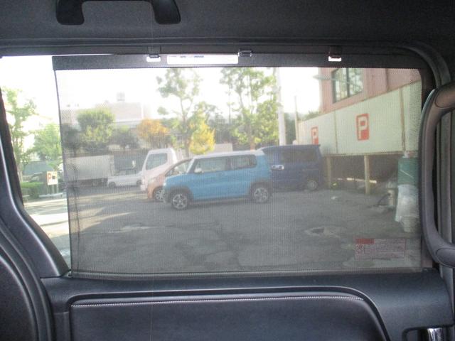 エスクァイア ハイブリッドＧｉ　後期型／禁煙／ＡＬＰＩＮＥ９型ナビフルセグ／Ｂカメラ／１２．８型後席フリップダウンＭ／ＨＤＭＩ＆ＵＳＢ／両自動ドア／スマキ－／ＥＴＣ／クルコン／合皮革前席Ｓヒ－タ－／１００Ｖ電源／Ｗオ－トＡＣ／ＬＥＤ（38枚目）