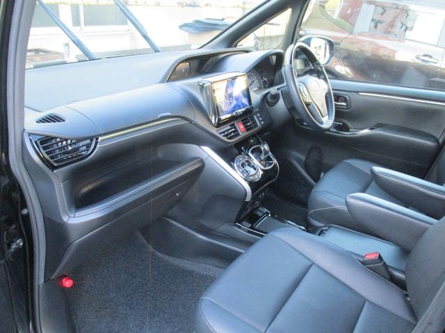 エスクァイア ハイブリッドＧｉ　後期型／禁煙／ＡＬＰＩＮＥ９型ナビフルセグ／Ｂカメラ／１２．８型後席フリップダウンＭ／ＨＤＭＩ＆ＵＳＢ／両自動ドア／スマキ－／ＥＴＣ／クルコン／合皮革前席Ｓヒ－タ－／１００Ｖ電源／Ｗオ－トＡＣ／ＬＥＤ（40枚目）