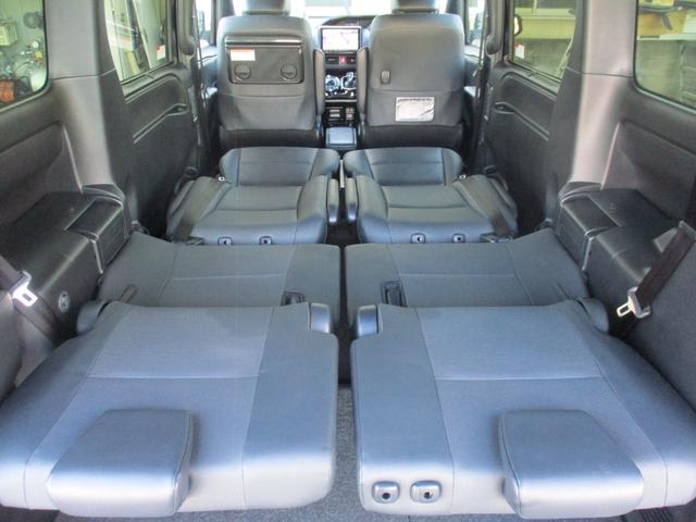 エスクァイア ハイブリッドＧｉ　後期型／禁煙／ＡＬＰＩＮＥ９型ナビフルセグ／Ｂカメラ／１２．８型後席フリップダウンＭ／ＨＤＭＩ＆ＵＳＢ／両自動ドア／スマキ－／ＥＴＣ／クルコン／合皮革前席Ｓヒ－タ－／１００Ｖ電源／Ｗオ－トＡＣ／ＬＥＤ（57枚目）