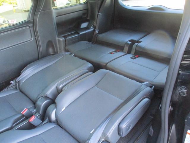 エスクァイア ハイブリッドＧｉ　後期型／禁煙／ＡＬＰＩＮＥ９型ナビフルセグ／Ｂカメラ／１２．８型後席フリップダウンＭ／ＨＤＭＩ＆ＵＳＢ／両自動ドア／スマキ－／ＥＴＣ／クルコン／合皮革前席Ｓヒ－タ－／１００Ｖ電源／Ｗオ－トＡＣ／ＬＥＤ（58枚目）