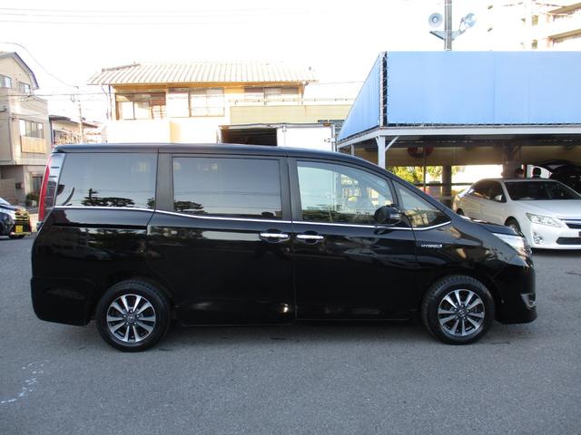 エスクァイア ハイブリッドＧｉ　後期型／禁煙／ＡＬＰＩＮＥ９型ナビフルセグ／Ｂカメラ／１２．８型後席フリップダウンＭ／ＨＤＭＩ＆ＵＳＢ／両自動ドア／スマキ－／ＥＴＣ／クルコン／合皮革前席Ｓヒ－タ－／１００Ｖ電源／Ｗオ－トＡＣ／ＬＥＤ（66枚目）